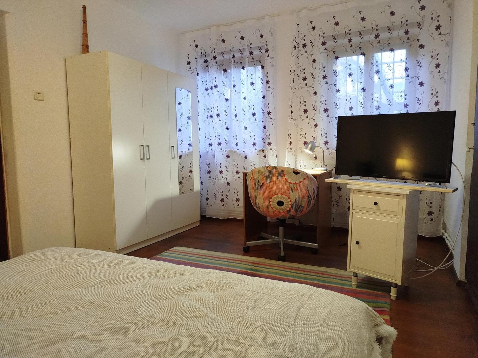 Homestay Victoriei Bucharest
